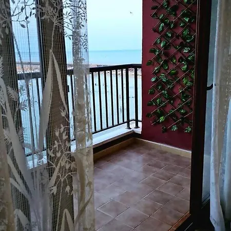 Un Salto Y A La Playa Apartamento