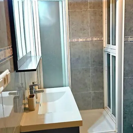 Un Salto Y A La Playa شقة *