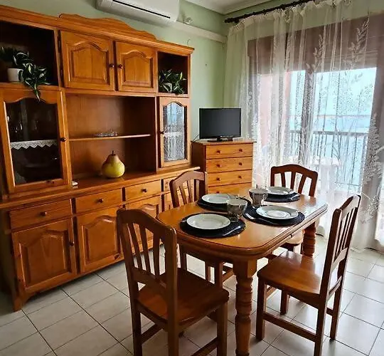 Un Salto Y A La Playa * Torrevieja